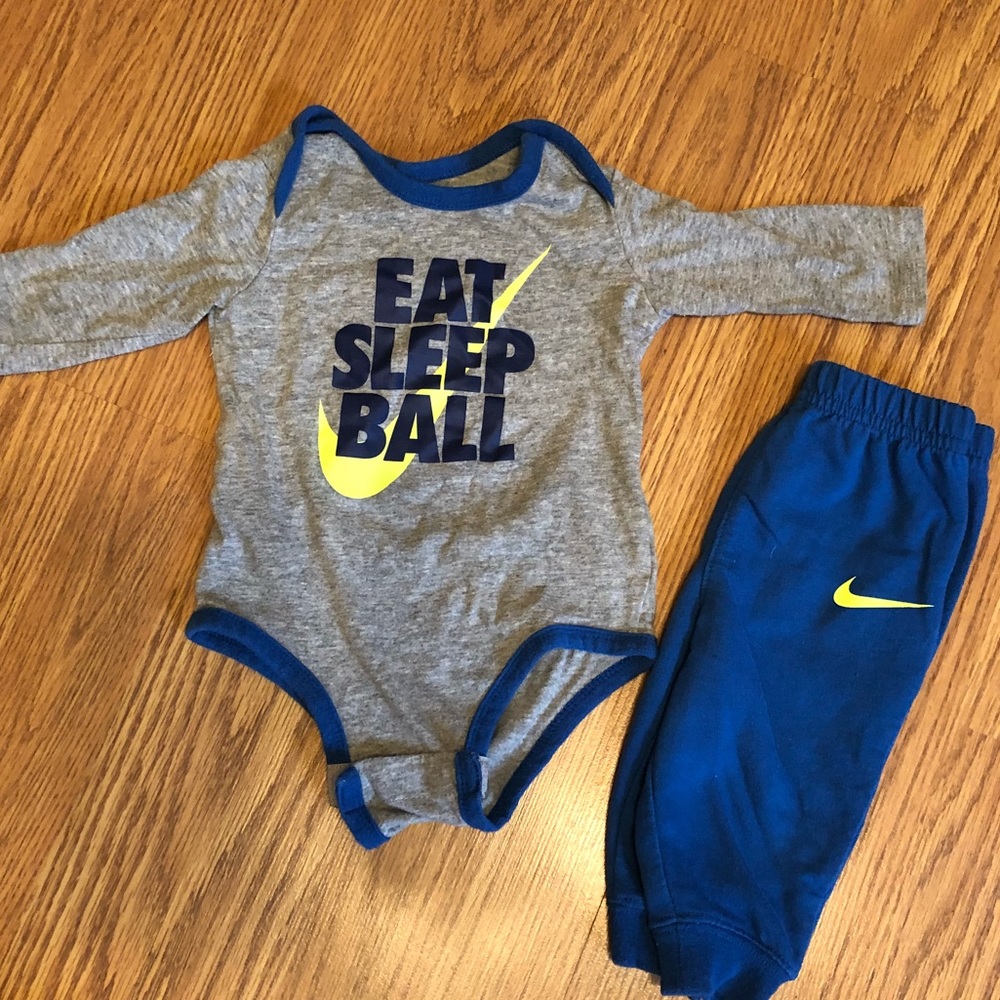 Nike Baby Boy Outfit | 3-6 Months
